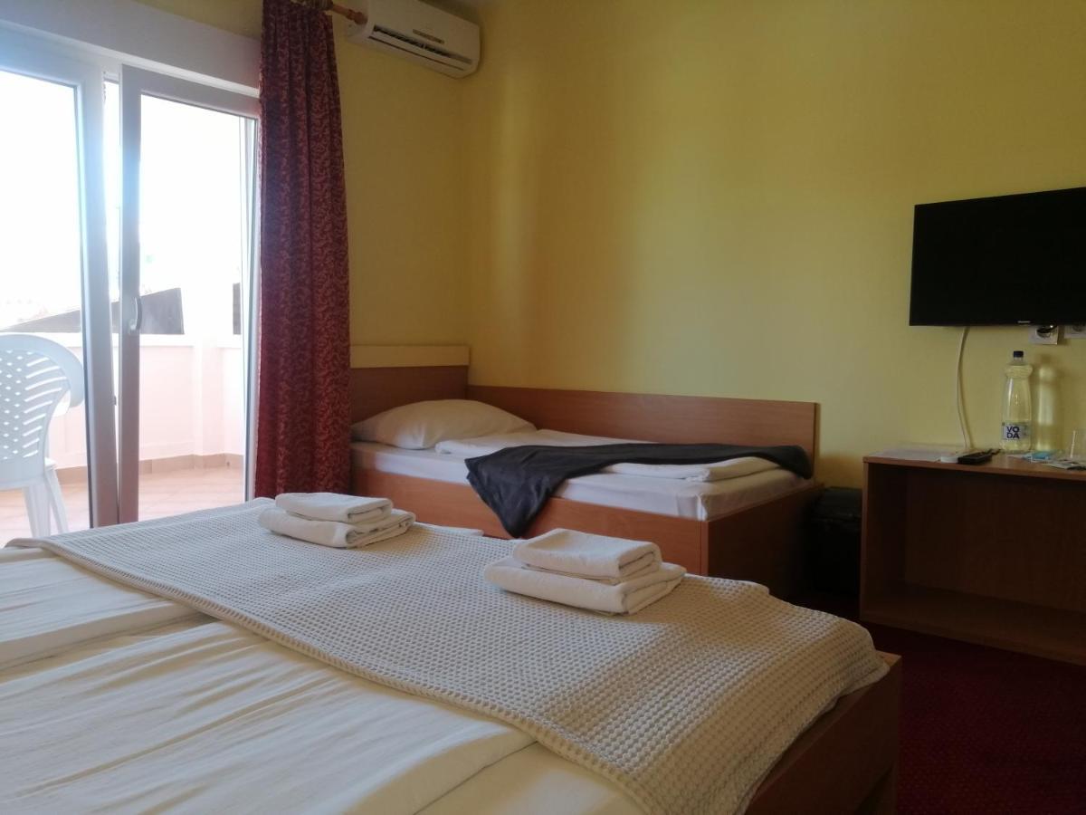 Apartmani Simon Lopar Extérieur photo