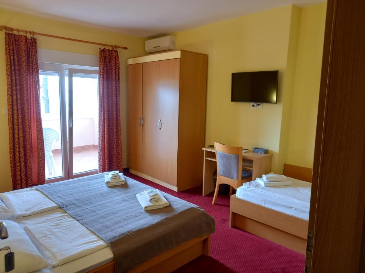 Apartmani Simon Lopar Chambre photo